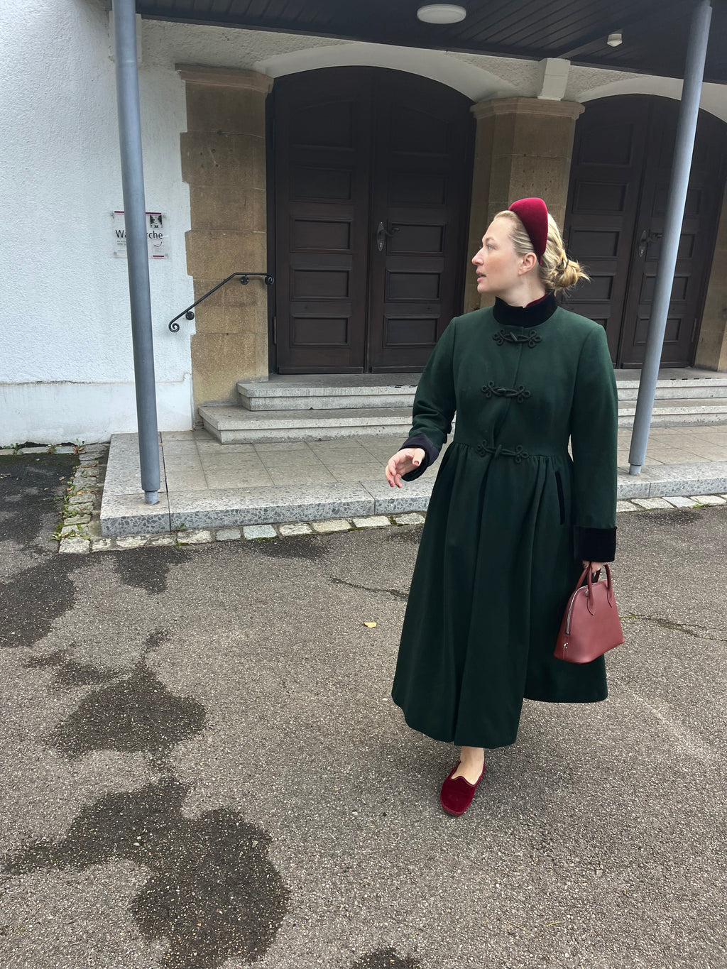 Signature Leonor Bordeaux red