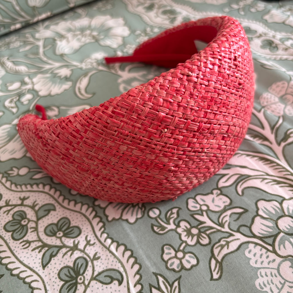 Signature Leonor fuchsia raffia