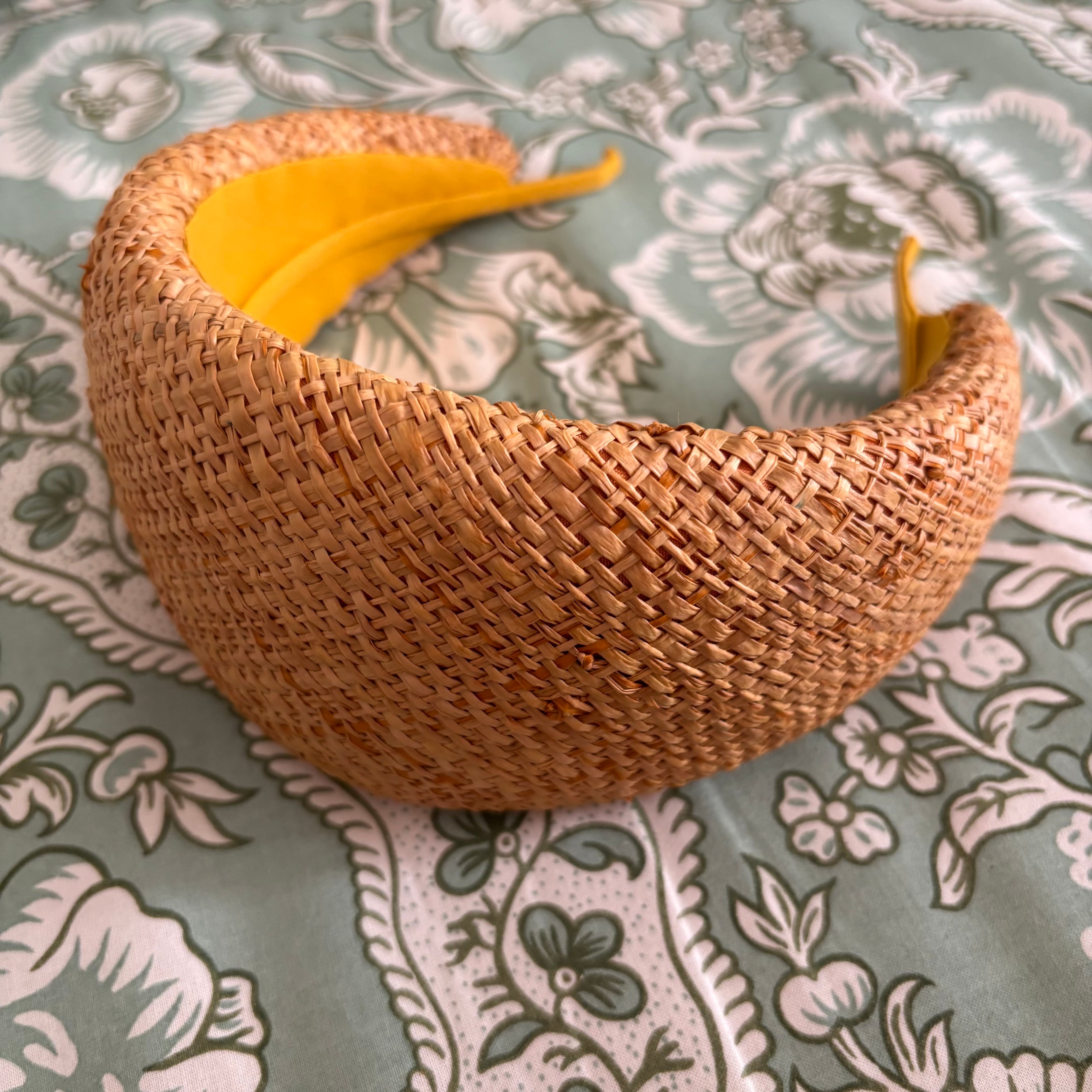 Signature Leonor raffia gold