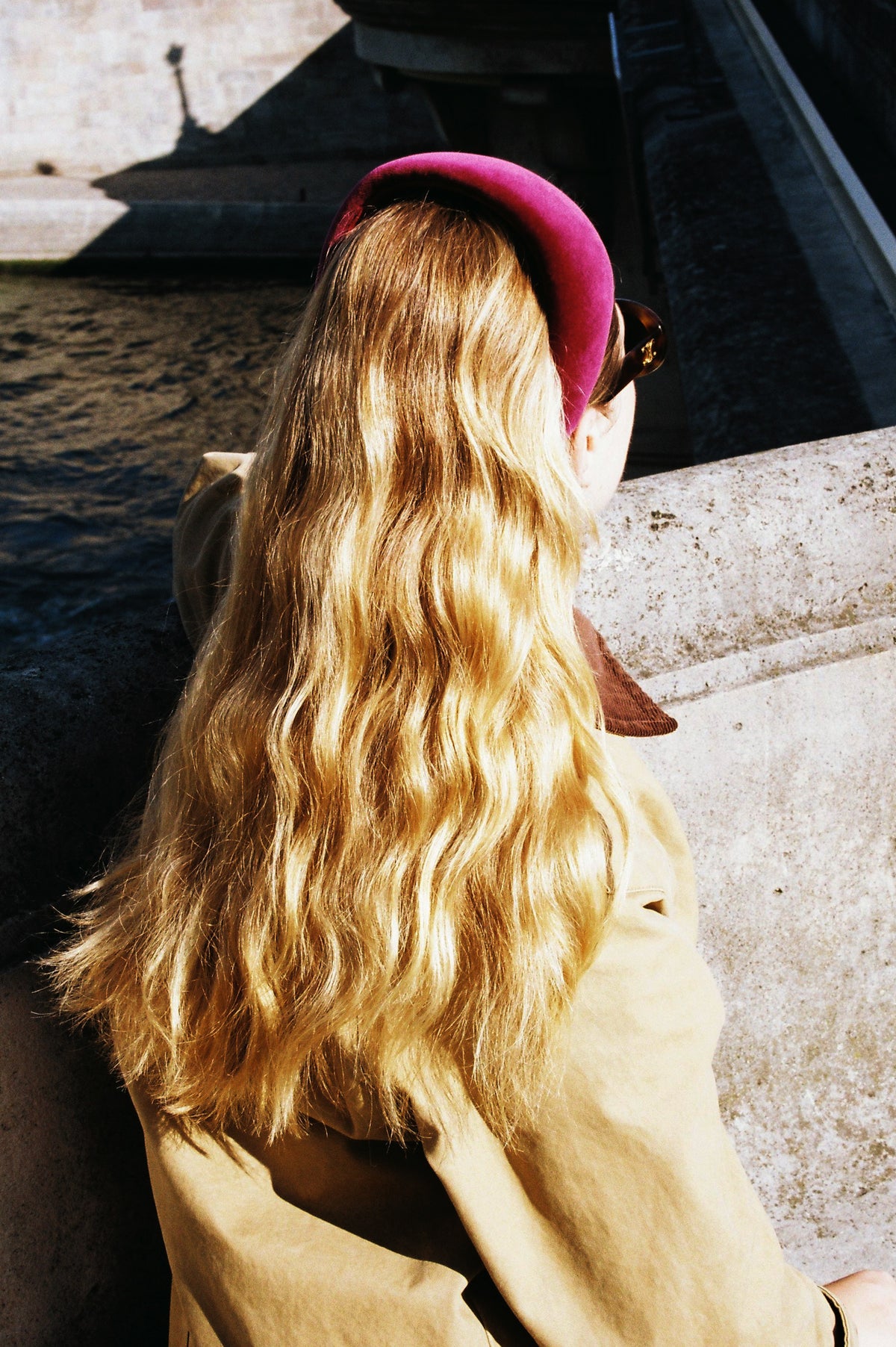 Signature Leonor velvet raspberry