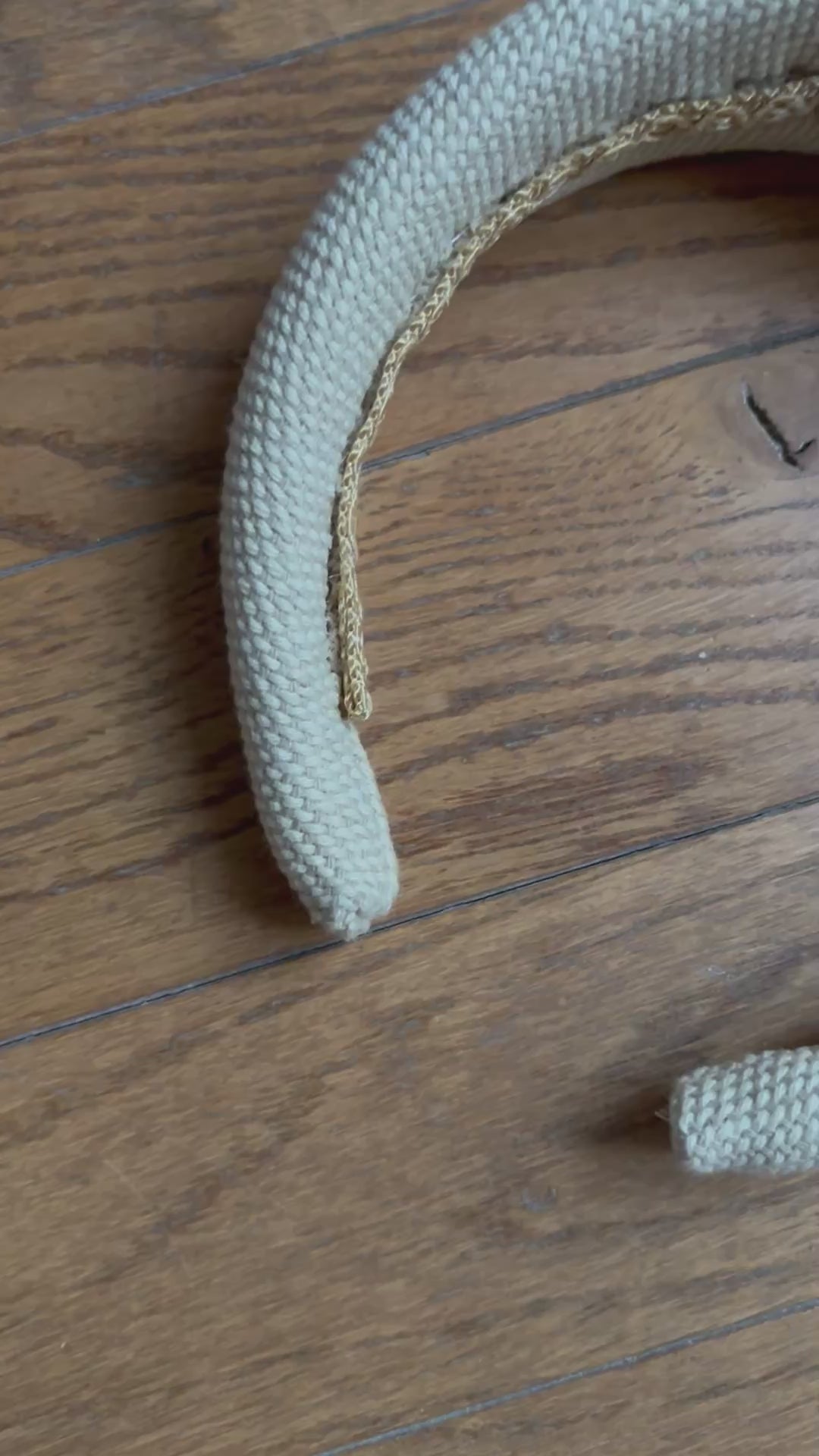 Classic Grenelle butter yellow